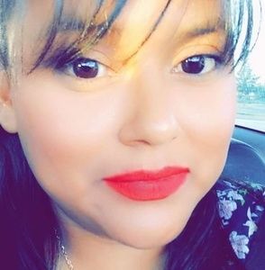 Meet your Posher, Sanchez